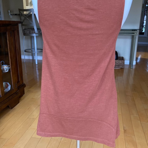 Akemi +Kin embroidered top with angular hemline. - Picture 6 of 6